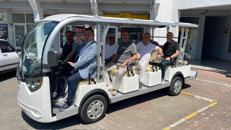 BAŞKAN GEBEŞ VATANDAŞI ÜCRETSİZ TAŞIYOR