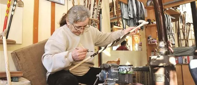 BASTON USTASI MÜRVET OKUR HAYATINI KAYBETTİ