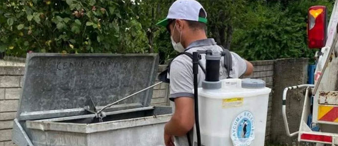 ÇAYCUMA’DA BİN 225 ÇÖP KONTEYNERİ İLAÇLANDI