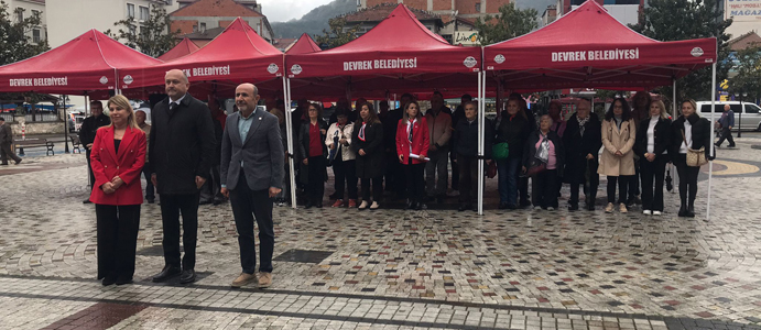 CUMHURİYET'İN 102. YILINDA,  ATATÜRK ANITI’NA ÇELENKLER SUNULDU