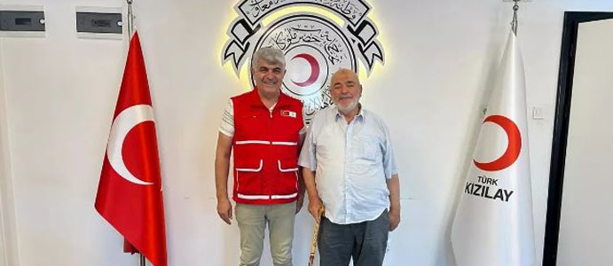DAİRESİNİ KIZILAY’A BAĞIŞLADI
