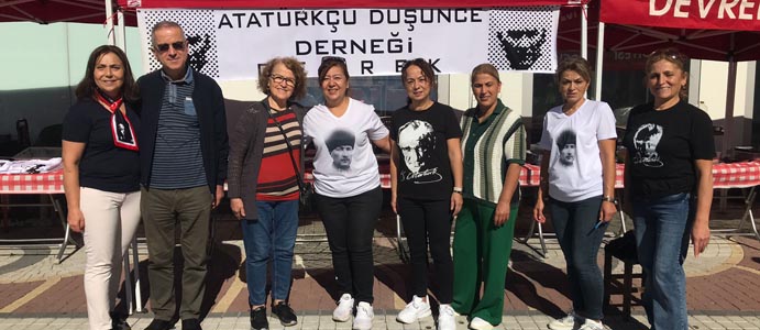 DEVREK ADD’DEN ÖĞRENCİLERE DESTEK STANDI