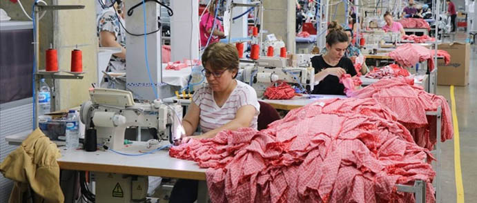 HAZIR GİYİMDE 145 BİN KİŞİ İŞİNDEN OLDU