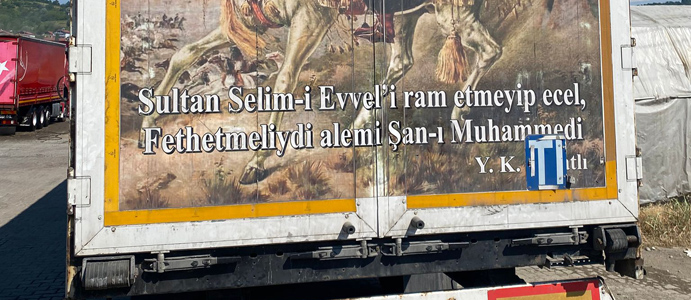 “KAYBOLAN HAYALLERİMİ DE BULSANA MÜGE ANLI!”