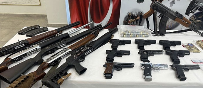 RUHSATSIZ SİLAH OPERASYONU!