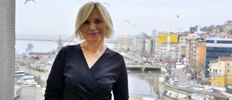 YAZAR SELMA AYDIN'IN YENİ ROMANI 