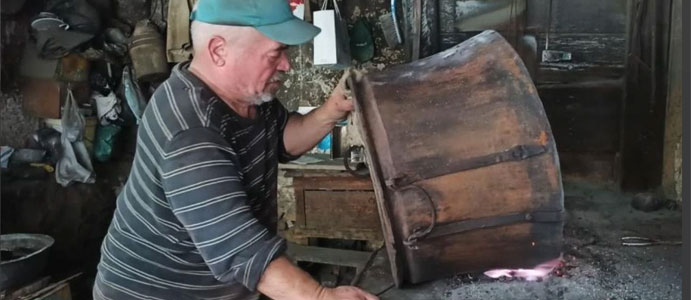 DEVREK'İN SON KALAYCISI: RIFAT GÖKTEPE