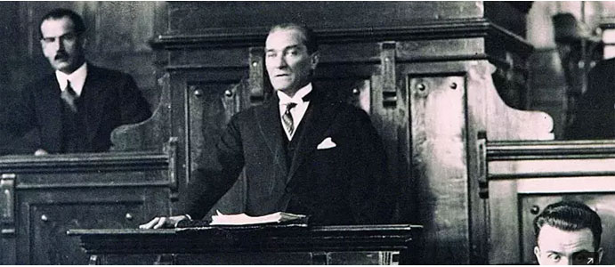 EGEMENLİK KAYITSIZ ŞARTSIZ ULUSUNDUR!