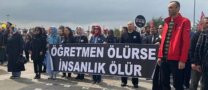 ÖĞRETMENLER İŞ BIRAKTI