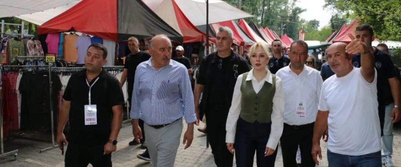 TENEKEDE TAVUK FESTİVALİ BAŞLADI