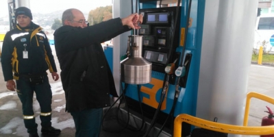 AKARYAKIT VE LPG İSTASYONLARI DENETLENDİ