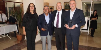 AKDEMİR, 30 PERSONELE TEŞEKKÜR PLAKETİ VERDİ 