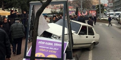 ALKOLLÜ SÜRÜCÜ KAZA YAPTI