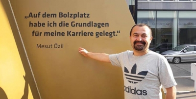  ALMAN FUTBOL MÜZESİ’NDE ÖZİL İMZASI
