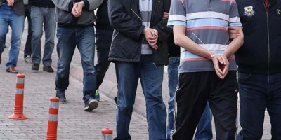 BAKANLIK ÇALIŞANLARINA OPERASYON 27 GÖZALTI