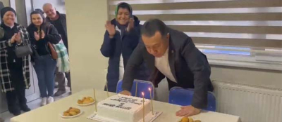 BAŞKAN GEBEŞ'E SÜRPRİZ KUTLAMA