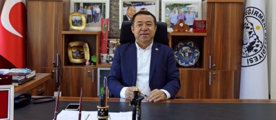 BAŞKAN GEBEŞ:  BİR BAYRAMA DAHA ERİŞMENİN MUTLULUĞU VE HUZURUNU YAŞIYORUZ