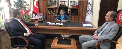 BAŞKAN GEBEŞ KOLTUĞU, KÜÇÜK BAŞKANA DEVRETTİ