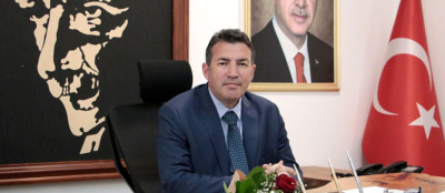 BAŞKAN ULUPINAR AKP'NİN 23. YILINI KUTLADI