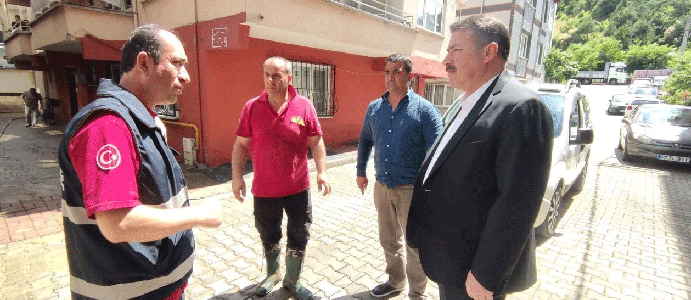 BELEDİYE BAŞKANI ÖZCAN ULUPINAR SAHADA