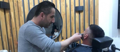 BERBERDEN RESTORANA HERKESİN  KASASINDAN FAZLA PARA ÇIKACAK