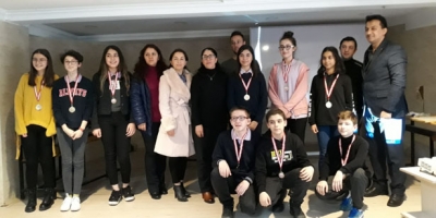 BİRİNCİ DÖNEM STRESİNİ BİLGİ YARIŞMASIYLA ATTILAR