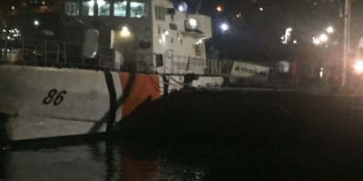 BOT ALABORA OLDU 5 KİŞİ DENİZE DÜŞTÜ