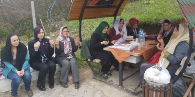 CHP’Lİ KADINLAR, GAZİ MEHMET SARI’NIN MEZARINI ZİYARET ETTİ