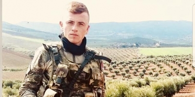 BEYLİK TABANCASIYLA KENDİNİ VURDU