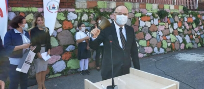 DERS ZİLİNİ VALİ TUTULMAZ ÇALDI