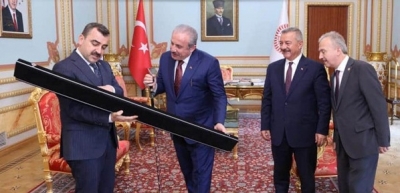 DEVREK BASTONU HEDİYE EDİLDİ