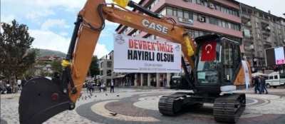 DEVREK BELEDİYESİ PALETLİ EKSKAVATÖR ALDI
