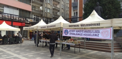 DEVREK HAMİDİYE ANADOLU LİSESİ YARDIM SERGİSİ DÜZENLEDİ
