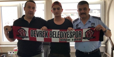 DEVREK İLK İMZAYI ATTI