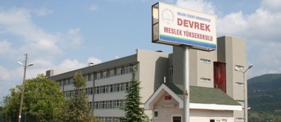 DEVREK YÜKSEK ÖĞRENİM KURUMLARINDA KADRO DEĞİŞİKLİKLERİ YAPILDI