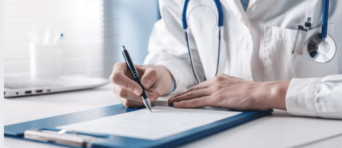 DEVREK'E 4 DOKTOR ATANDI