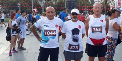 DEVREKLİ KOŞUCULAR MADALYA İLE DÖNDÜLER