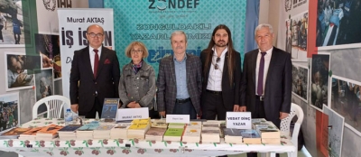 DEVREKLİ YAZARLAR SARI VE DİNÇ   5. ZONGULDAK GÜNLERİNDE KİTAPLARINI İMZALADI