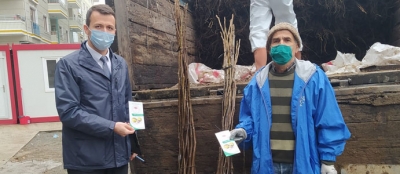 DEVREK'TE 8 BİN FİDAN DAĞITILDI