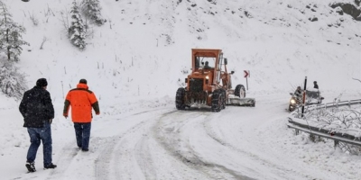  DEVREK’TE 9 KÖY YOLU ULAŞIMA KAPANDI 