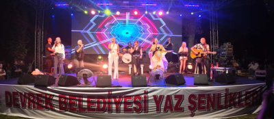 DEVREK'TE 90'LAR RÜZGARI ESTİ