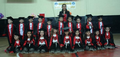 DEVREK’TE ANASINIFI ÖĞRENCİLERİ  DİPLOMA ALDI