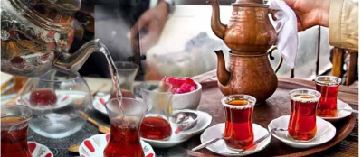 DEVREK'TE BİR BARDAK ÇAY 10 TL OLDU
