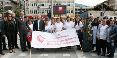 DEVREK’TE ENGELLİLER HAFTASI KUTLANDI