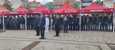 DEVREK’TE GAZİLER GÜNÜ KUTLANDI