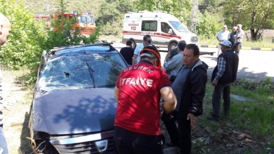   DEVREK’TE OTOMOBİL TAKLA ATTI