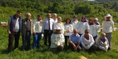  DEVREK’TE UYGULAMALI ARICILIK EĞİTİMİ VERİLDİ