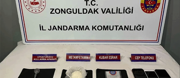 DEVREK'TE YASAKLI MADDE İLE  YAKALANAN 3 KİŞİ TUTUKLANDI