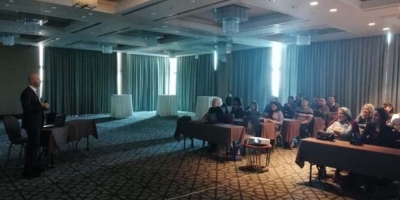 DİŞ HEKİMLERİNE DİŞETİ HASTALIKLARI VE TEDAVİLERİ ANLATILDI