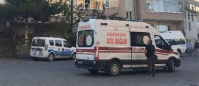 DURAKTA BEKLEYEN YOLCUYA ÇARPTI